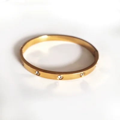 Bracelet-celeste-bijoux-acier-inoxydable-vetv-jewelry-martinique4 Bracelet-celeste-bijoux-acier-inoxydable-vetv-jewelry-martinique4
