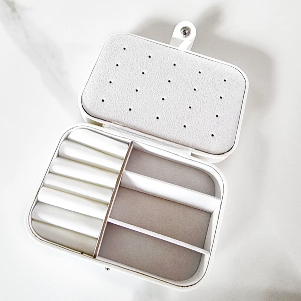 Boite-a-bijou-vetv-jewelry-acier-inoxydable-martiinique2 Boite-a-bijou-vetv-jewelry-acier-inoxydable-martiinique3